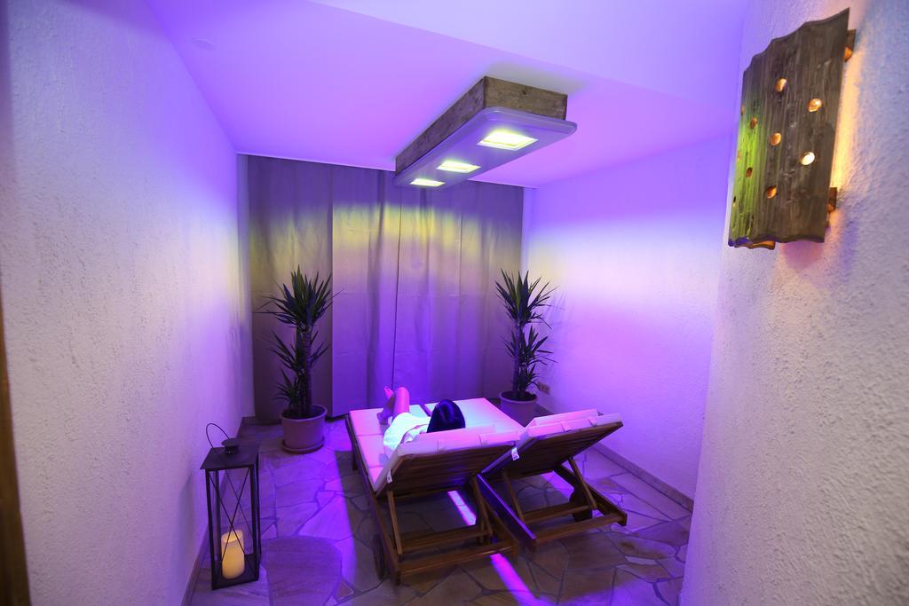 Grandhotel Niederoesterreichischer Hof Lanzenkirchen Ngoại thất bức ảnh