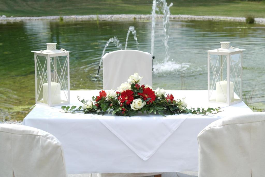 Grandhotel Niederoesterreichischer Hof Lanzenkirchen Ngoại thất bức ảnh