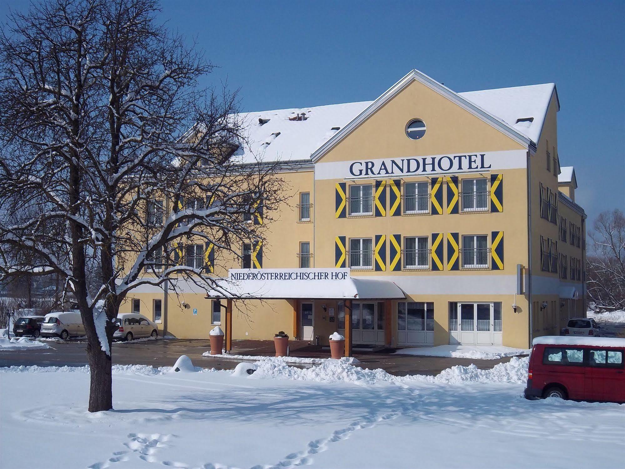 Grandhotel Niederosterreichischer Hof Lanzenkirchen Ngoại thất bức ảnh