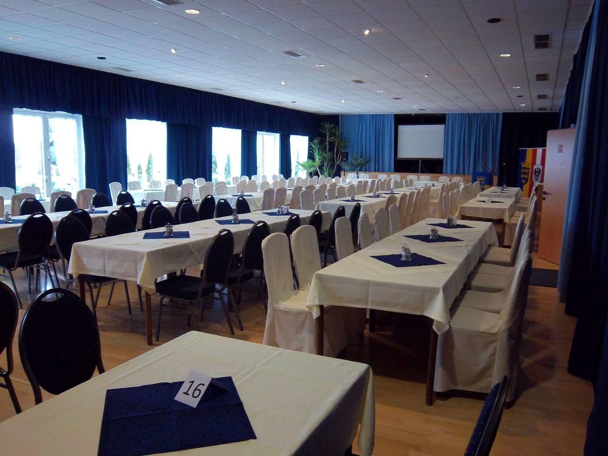 Grandhotel Niederoesterreichischer Hof Lanzenkirchen Ngoại thất bức ảnh