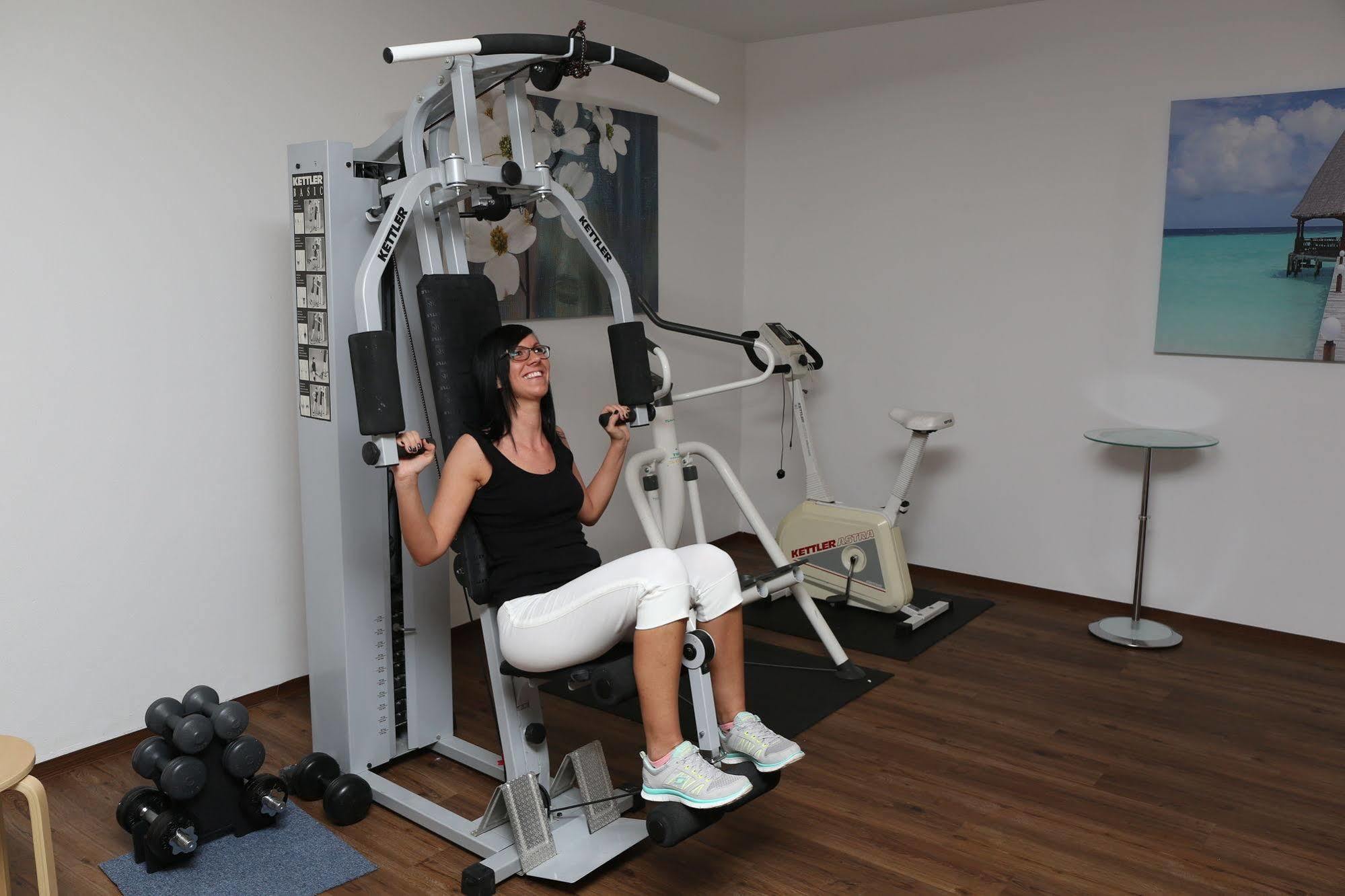 Grandhotel Niederoesterreichischer Hof Lanzenkirchen Ngoại thất bức ảnh